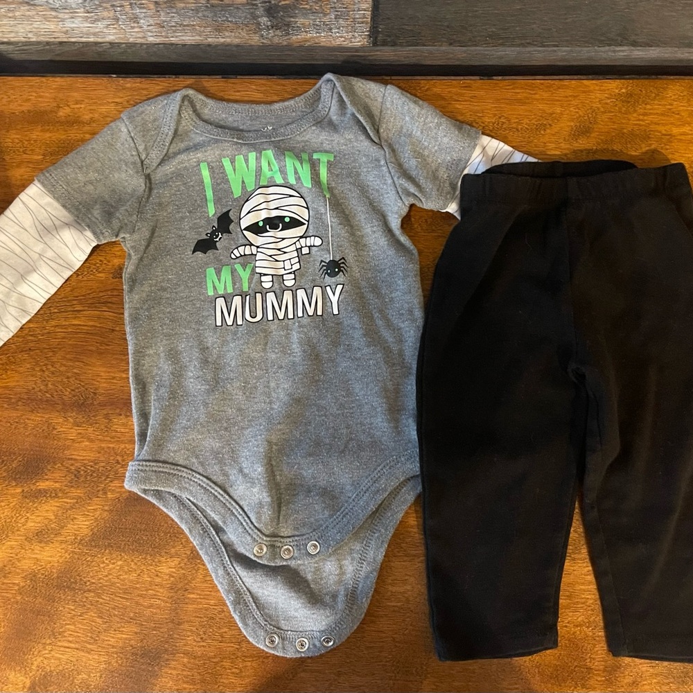 Celebrate It Size 12M I Want My Mummy Halloween Outfit Long Sleeve & Pants